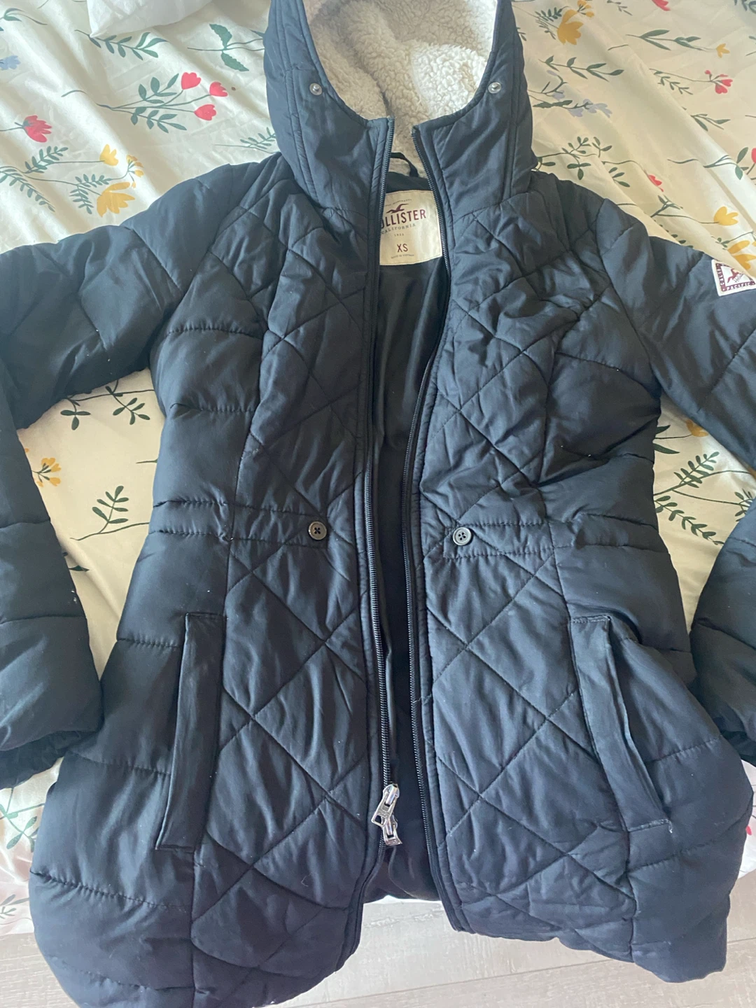 Hollister Quilted Puffer Jacket - photo 2