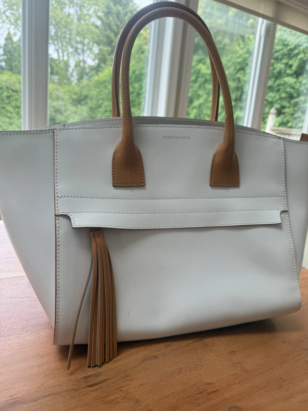 BCBG tote bag NEW