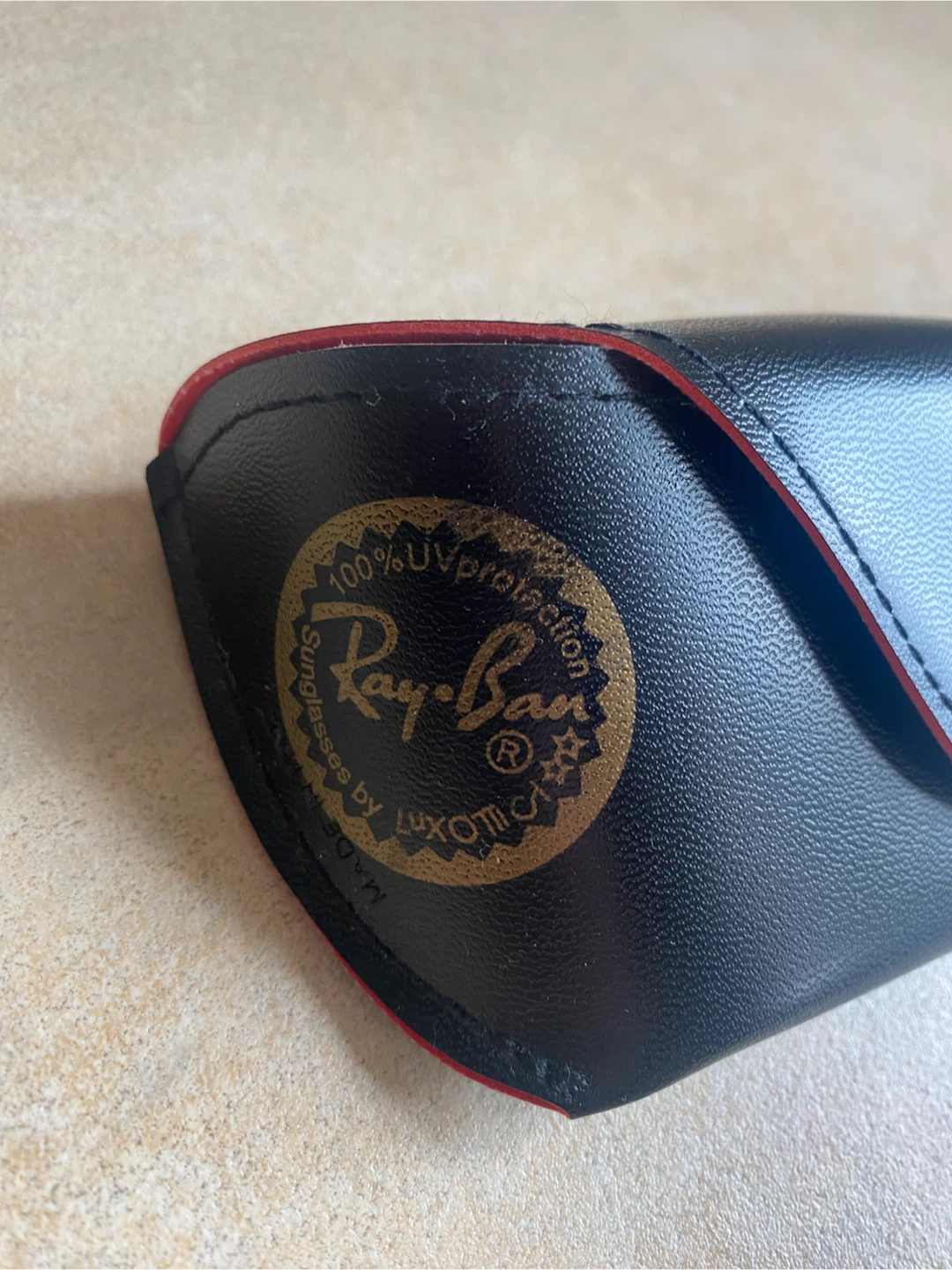 Ray-Ban Sunglasses Case with Cleaning Cloth - photo 2