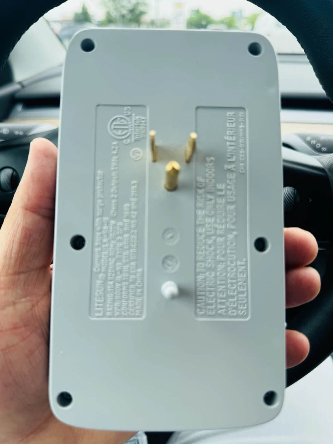 Fosmon Surge Protector with 4 USB Ports - photo 2