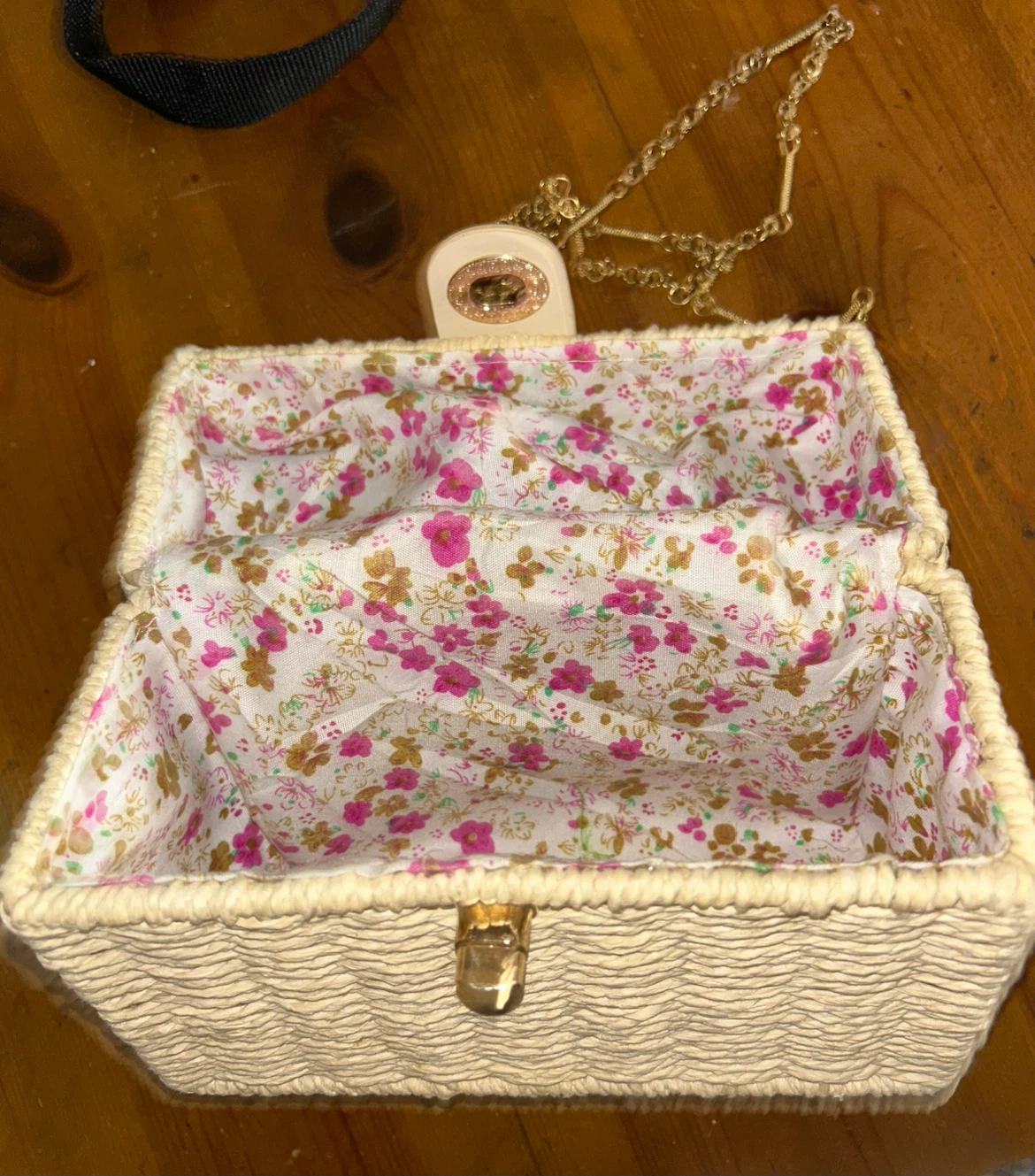 Bundle of 3 Purses  - All Like New - photo 4