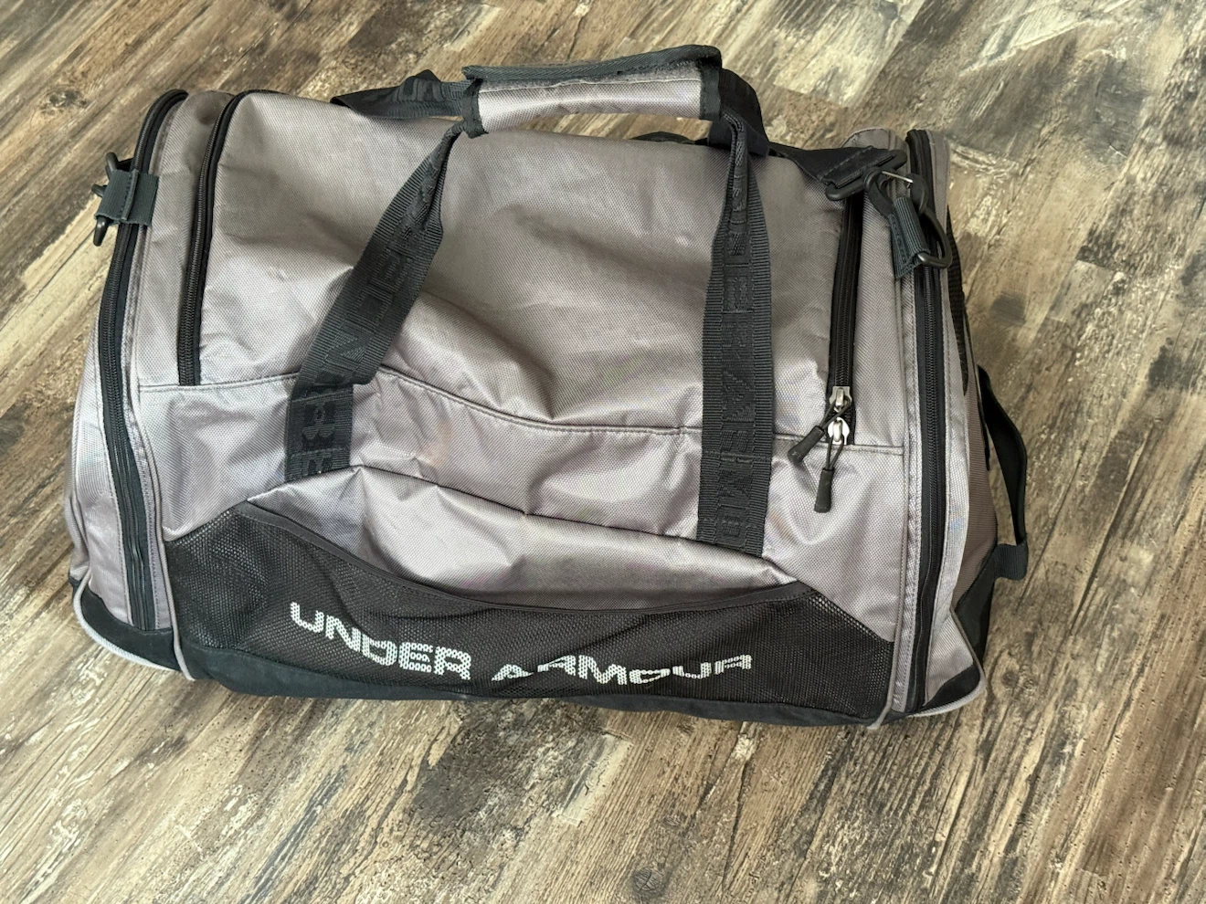 Under Armour Duffle Bag - photo 2