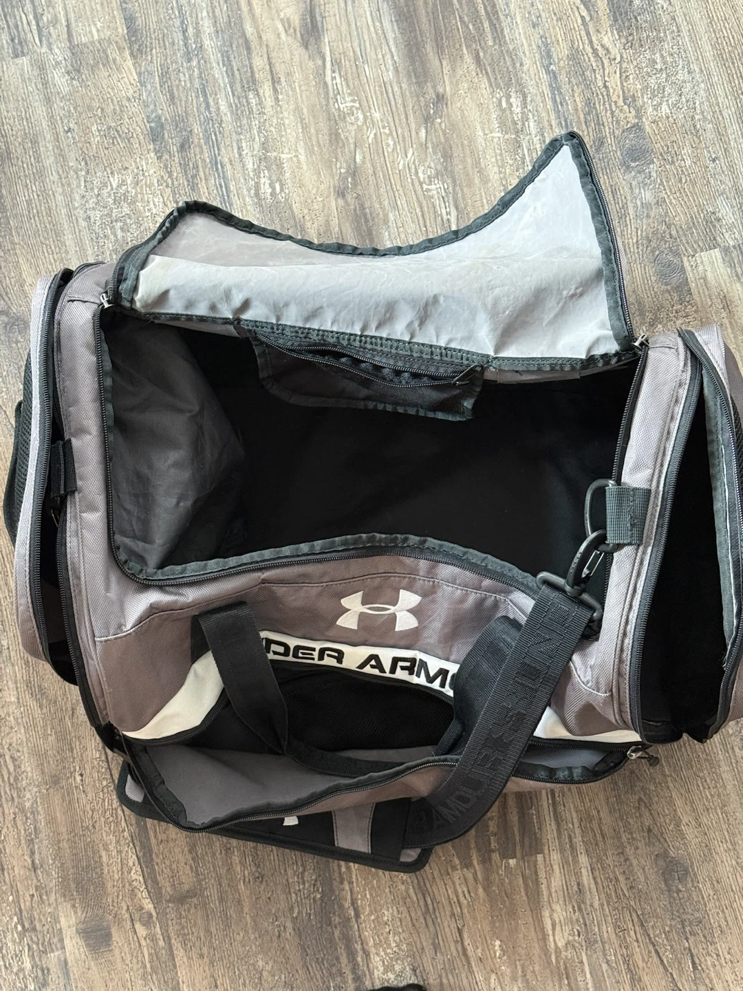 Under Armour Duffle Bag - photo 3
