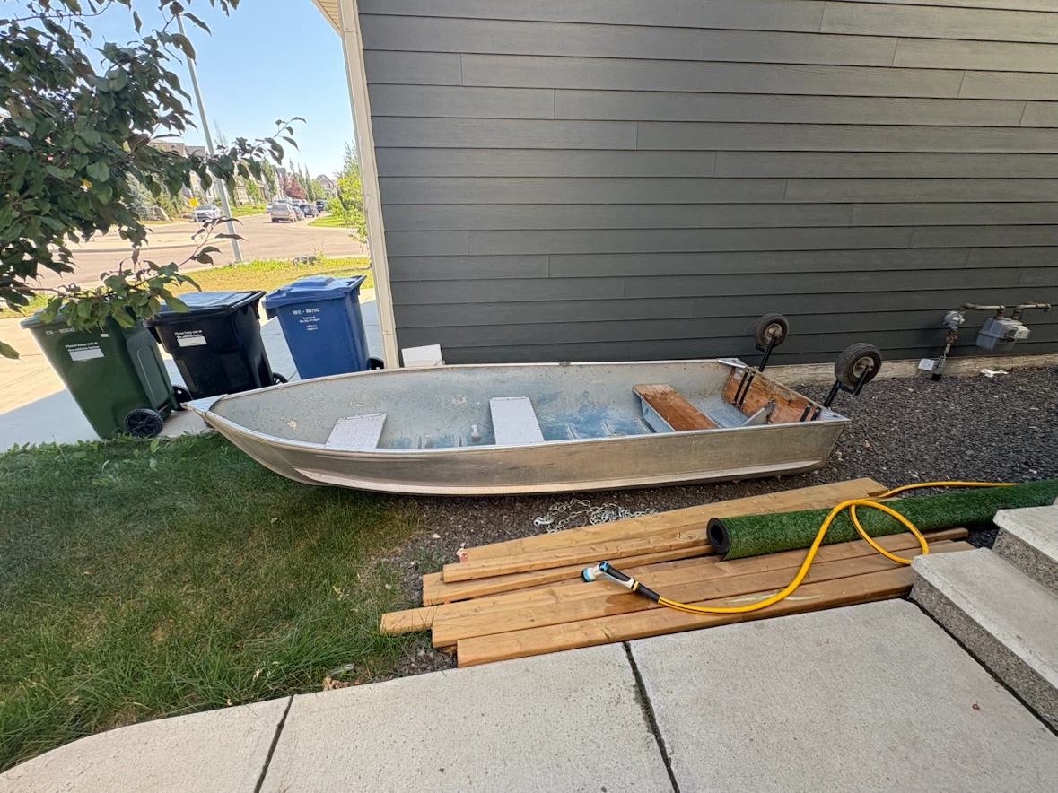 Can. Boat Mfg. Ltd. Cartop 12' Boat - photo 3