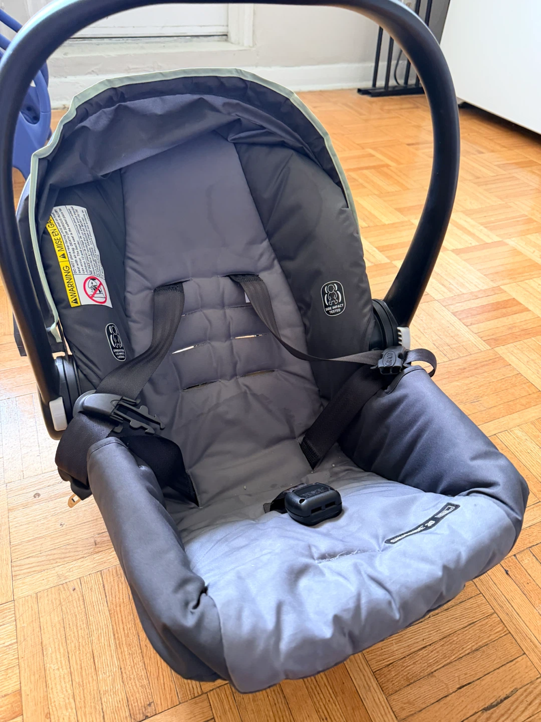 Graco Infant Car Seat and Stroller Travel System - photo 4