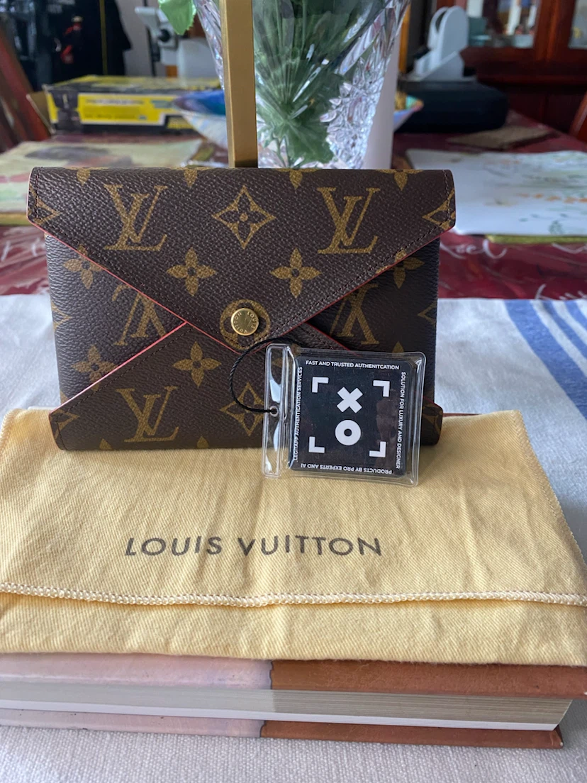 Louis Vuitton Monogram Envelope Card Holder