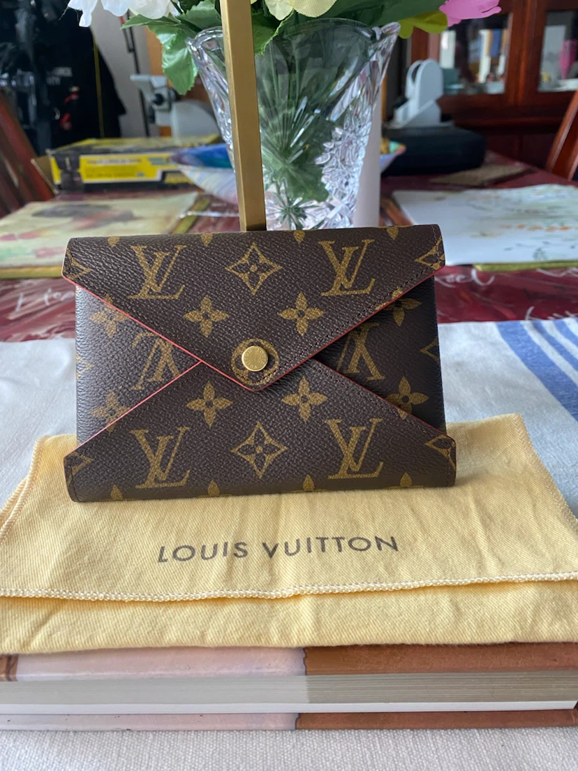 Louis Vuitton Monogram Envelope Card Holder - photo 2