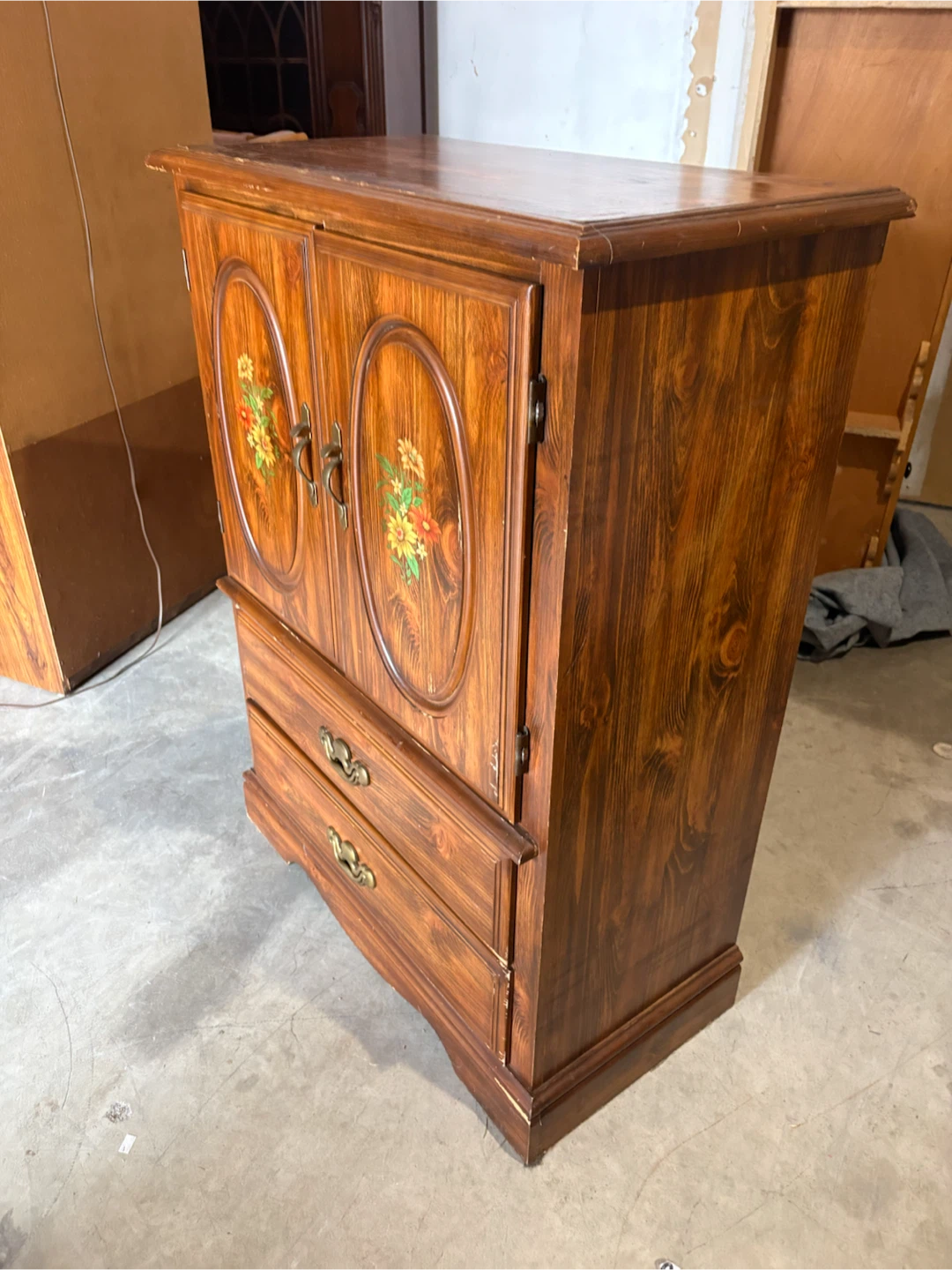 Free delivery used Vintage Wooden Armoire with Drawers - photo 4