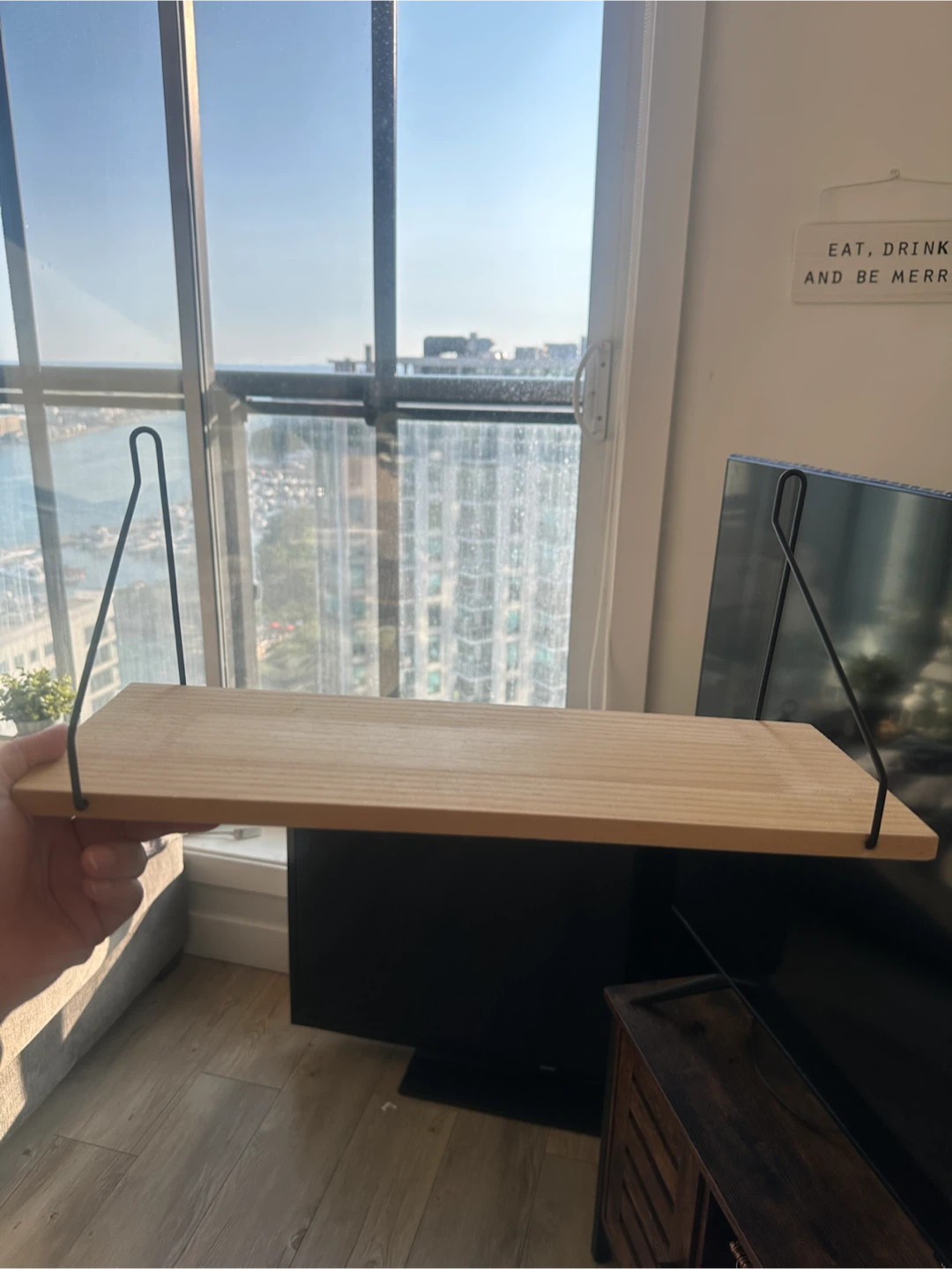 Floating wooden shelf