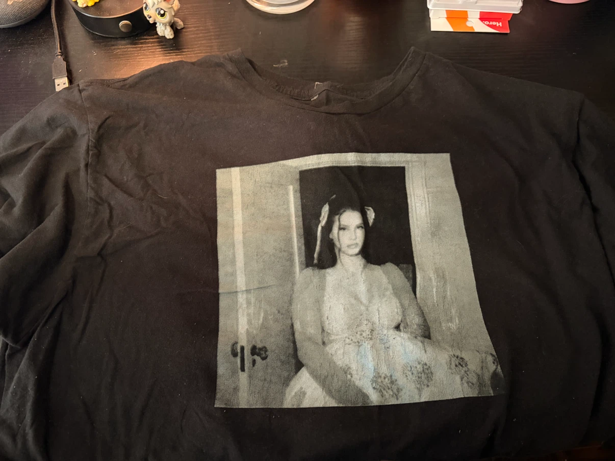 Lana Del Rey TUOB XL tshirt