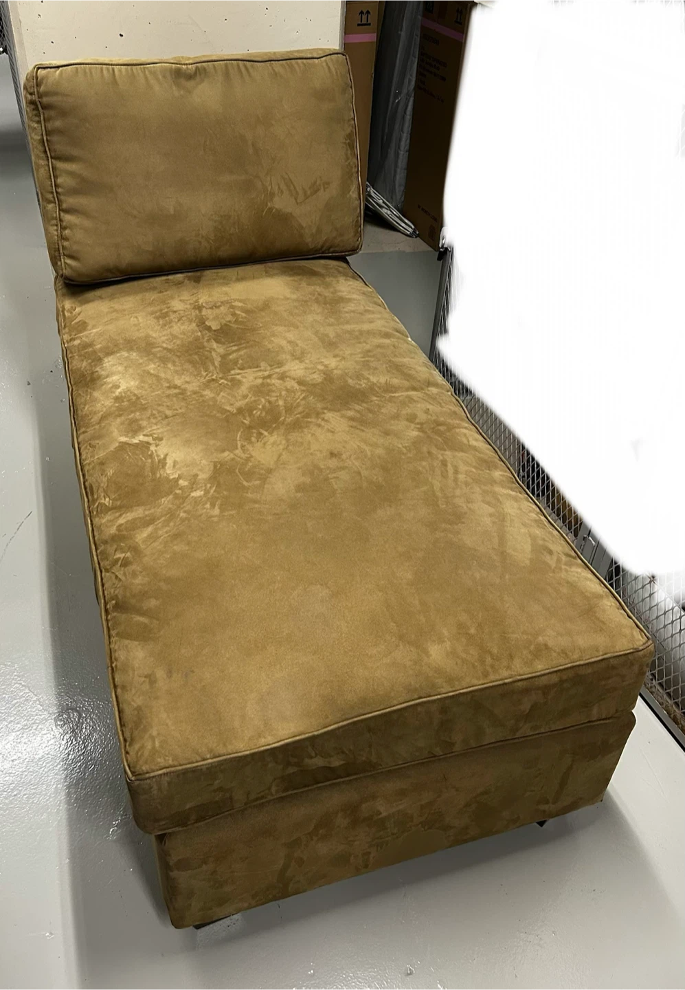 Brown Suede Chaise Lounge - photo 2