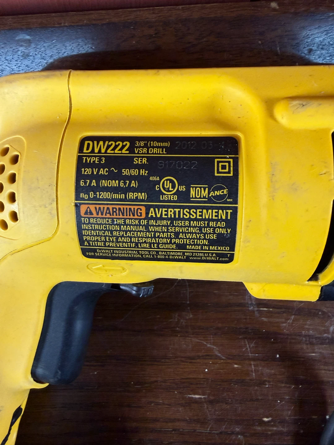 DEWALT 3/8-INCH VSR 0-1,200 RPM DRILL 6.7A KEYLESS CHUCK - photo 3