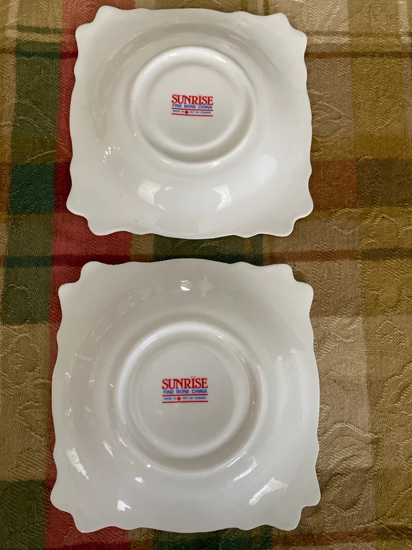 Sunrise Fine Bone China Saucers (Set of 2) - Holly Design - photo 3