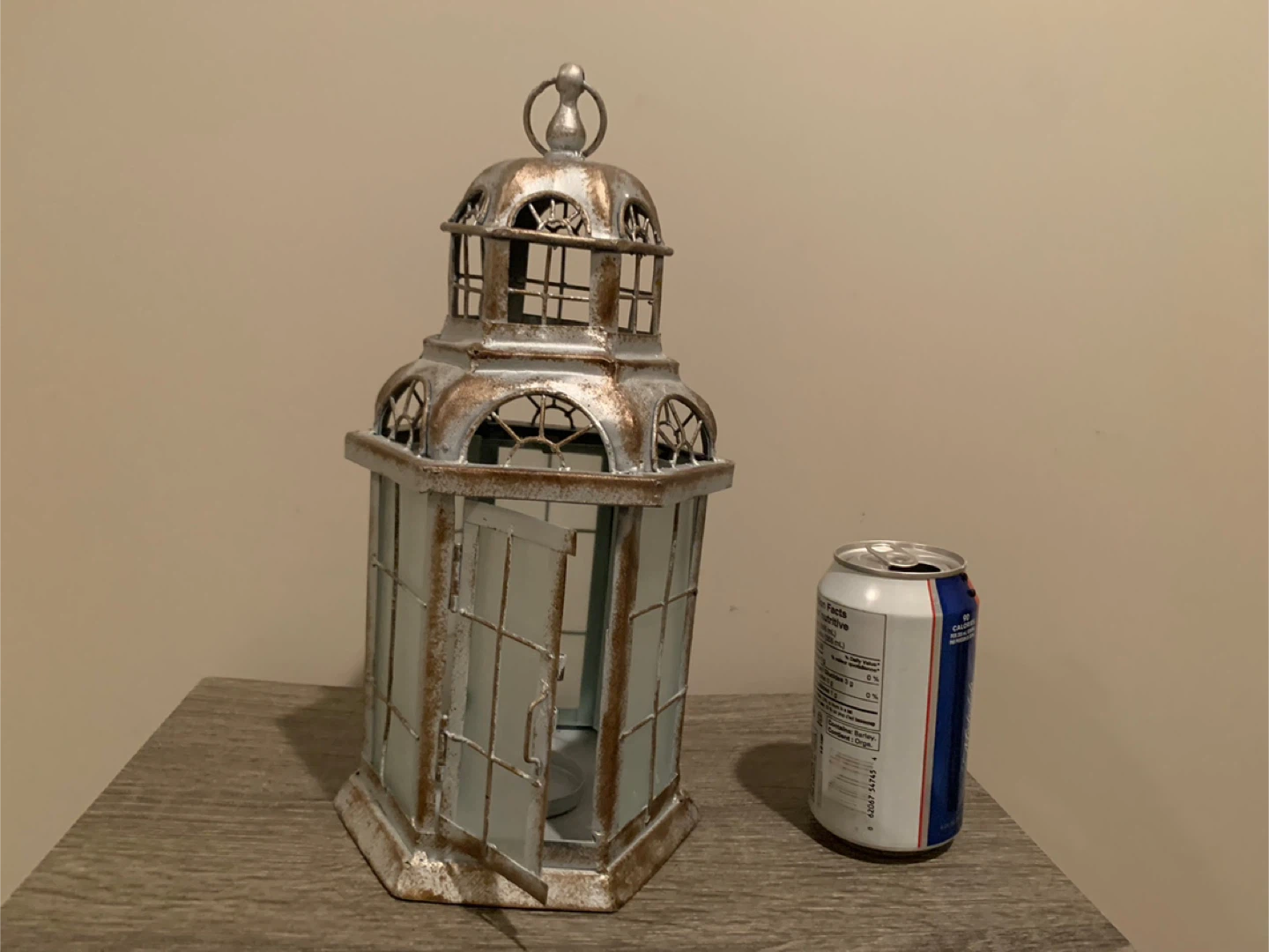 New-Vintage-Style Lantern Decor