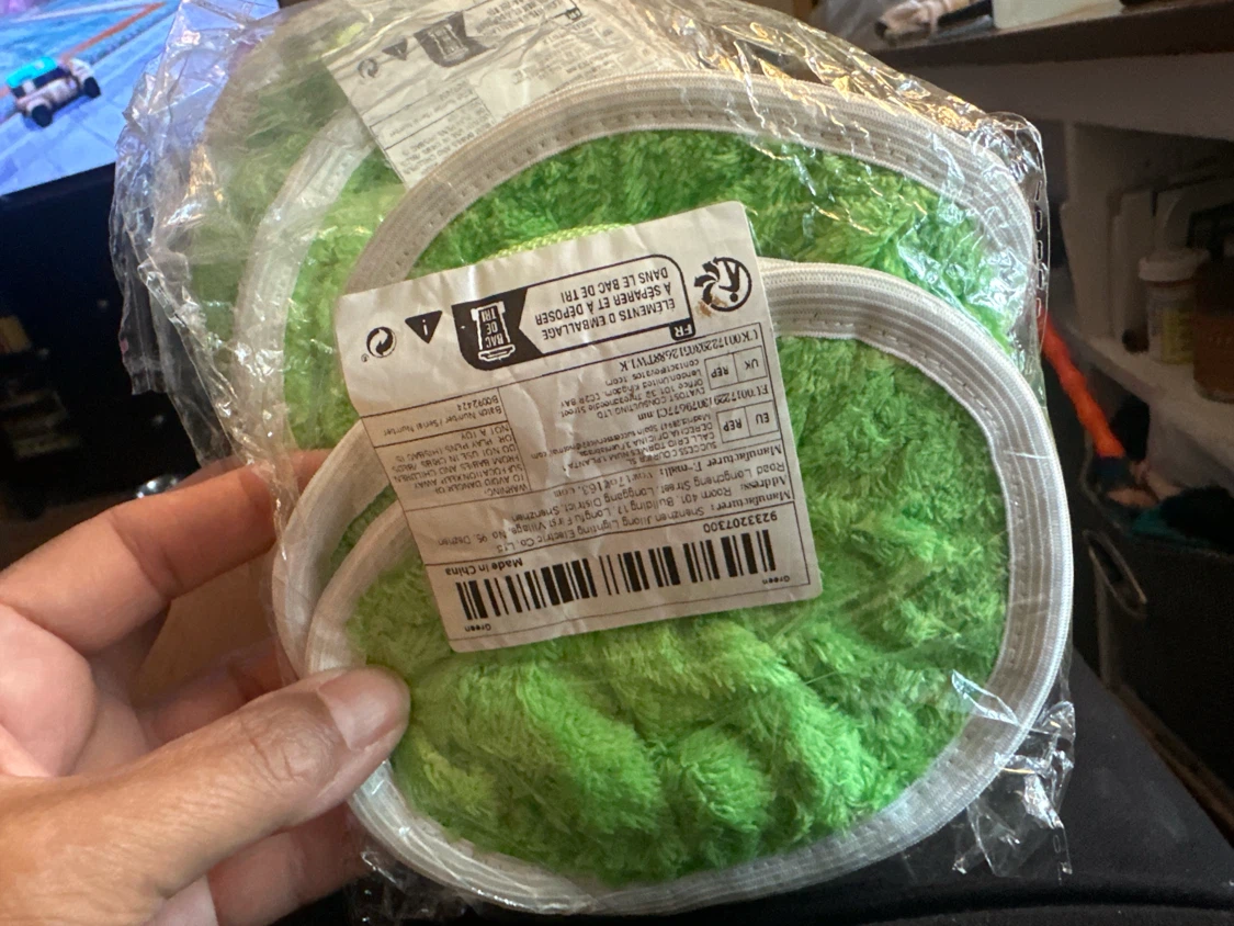 Green Reusable Makeup Remover Pads (Set of 3)