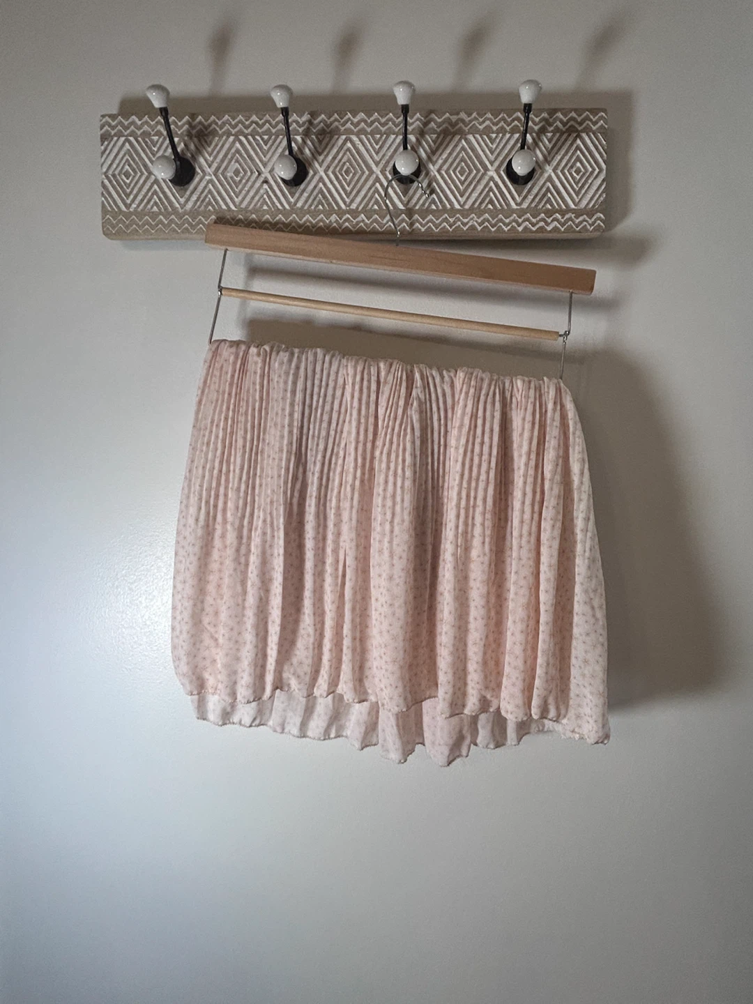 Pleated Pink Skirt with Stars - photo 3