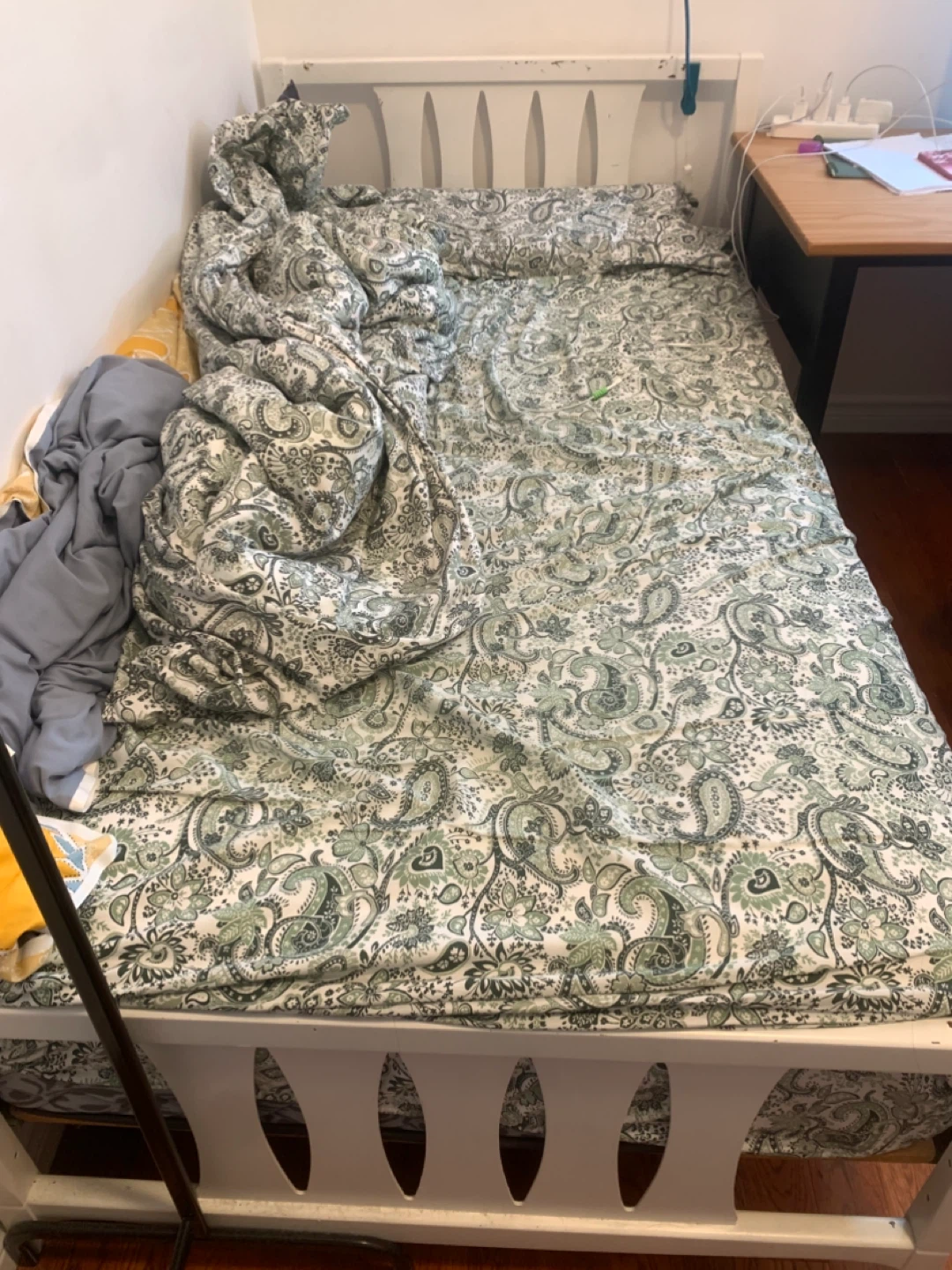 White Wooden Bed Frame Twin Size
