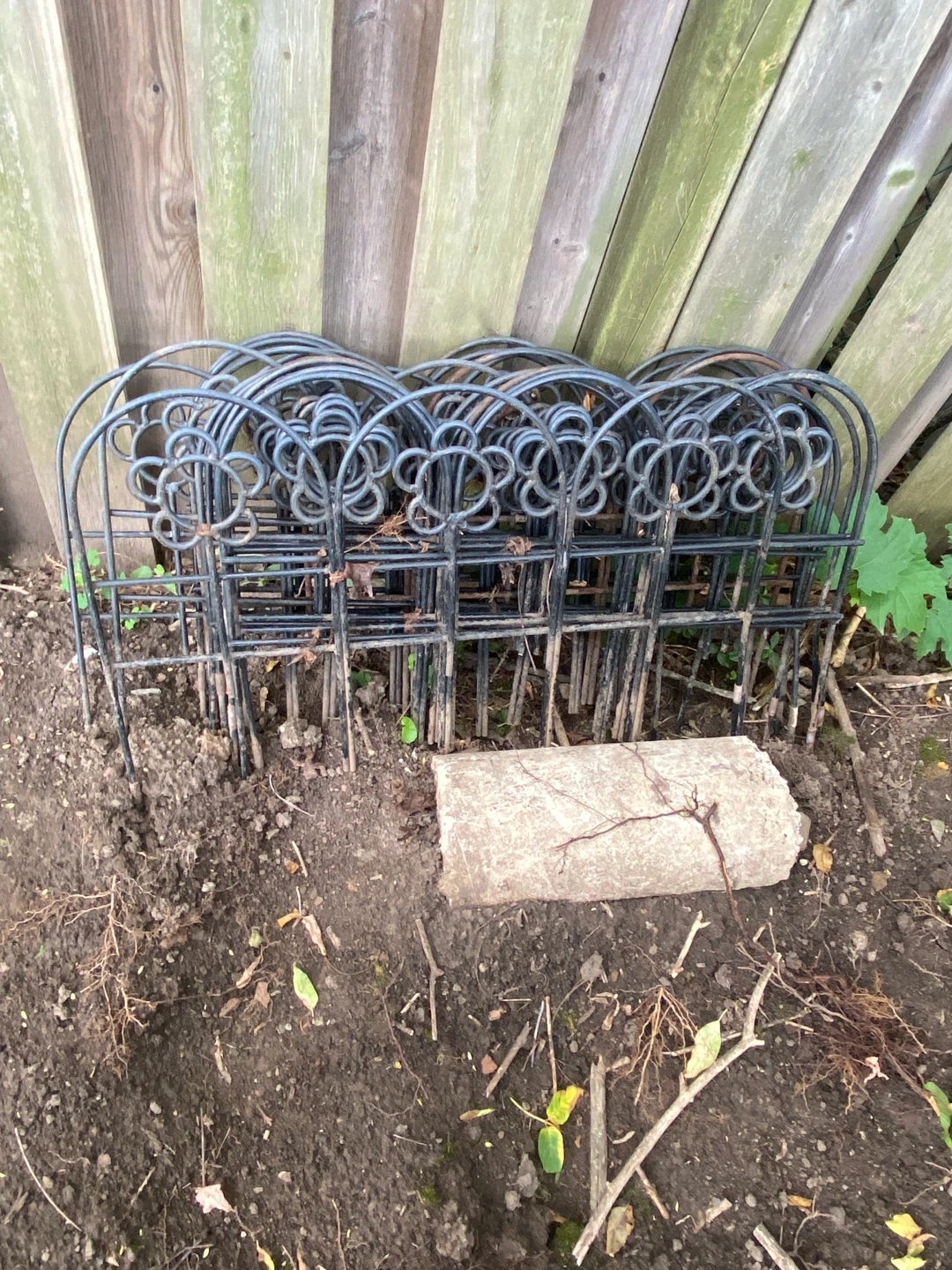 Set of 22Garden Border Edging Fencing Stakes - photo 2