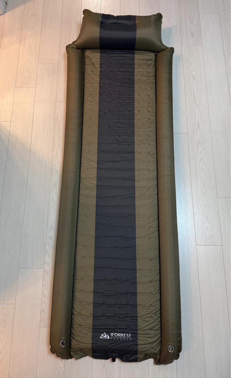 Self-Inflating Camping Mattress – Like New