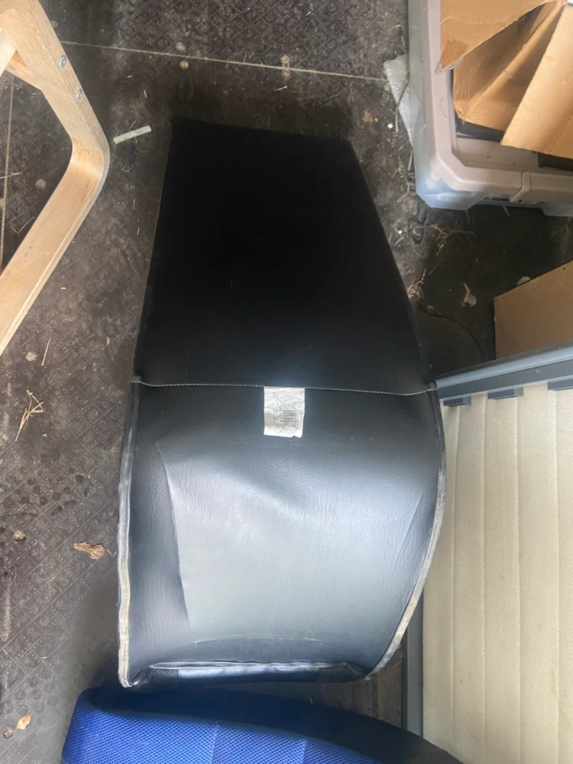 2 gaming chair seats - photo 3
