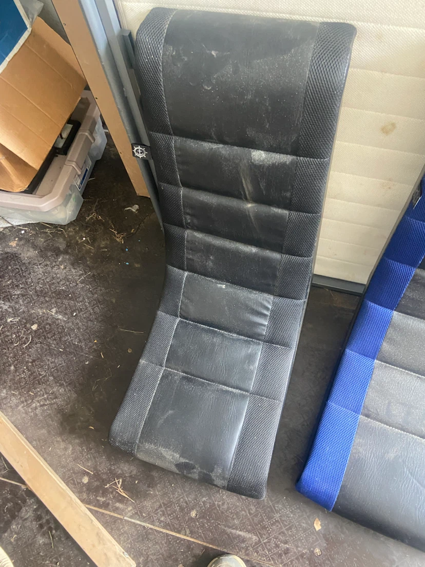 2 gaming chair seats - photo 5