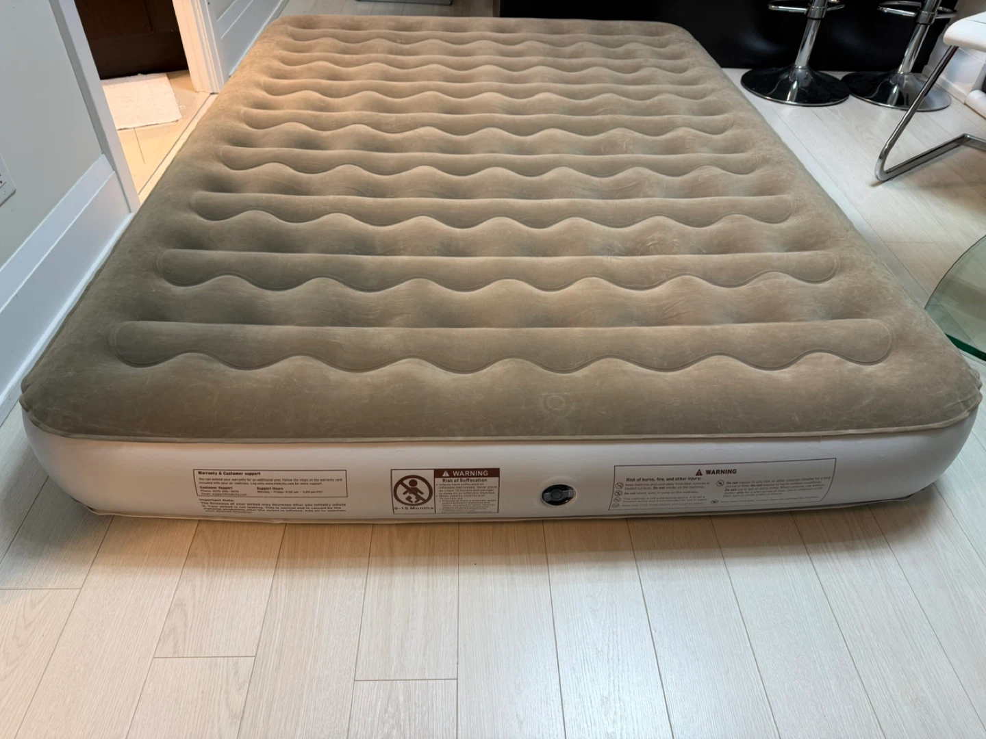 Camping Air Mattress w/ Rechargeable Electric Pump – Like New