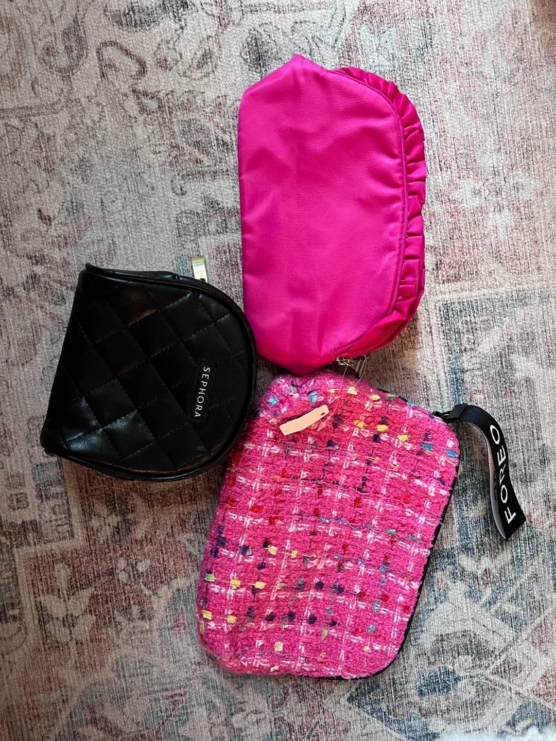 Lot of 3 makeup bags