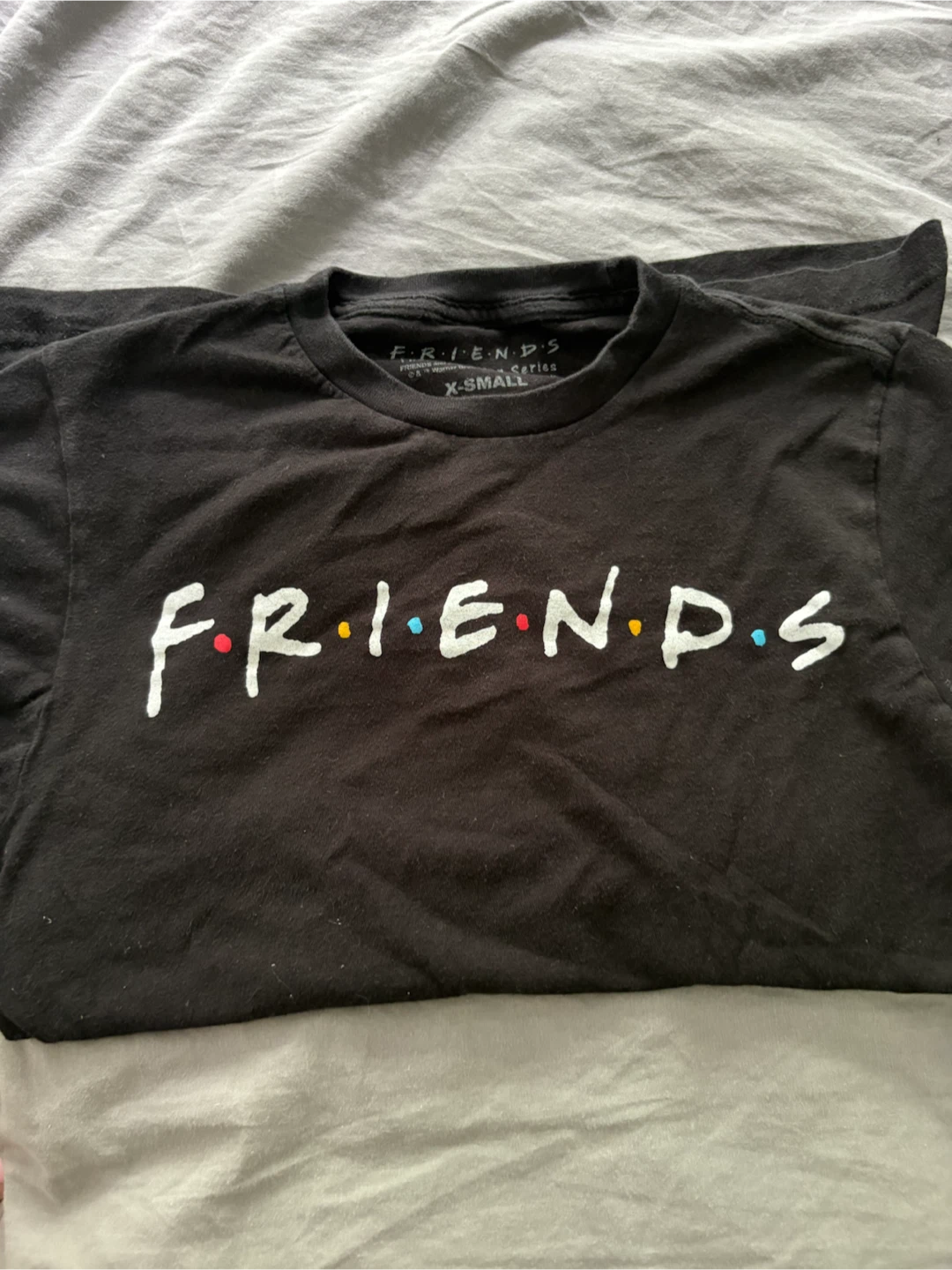 Friends T shirt (NOT RED IN PERSON, JUST RED ON CAMERA) - photo 2