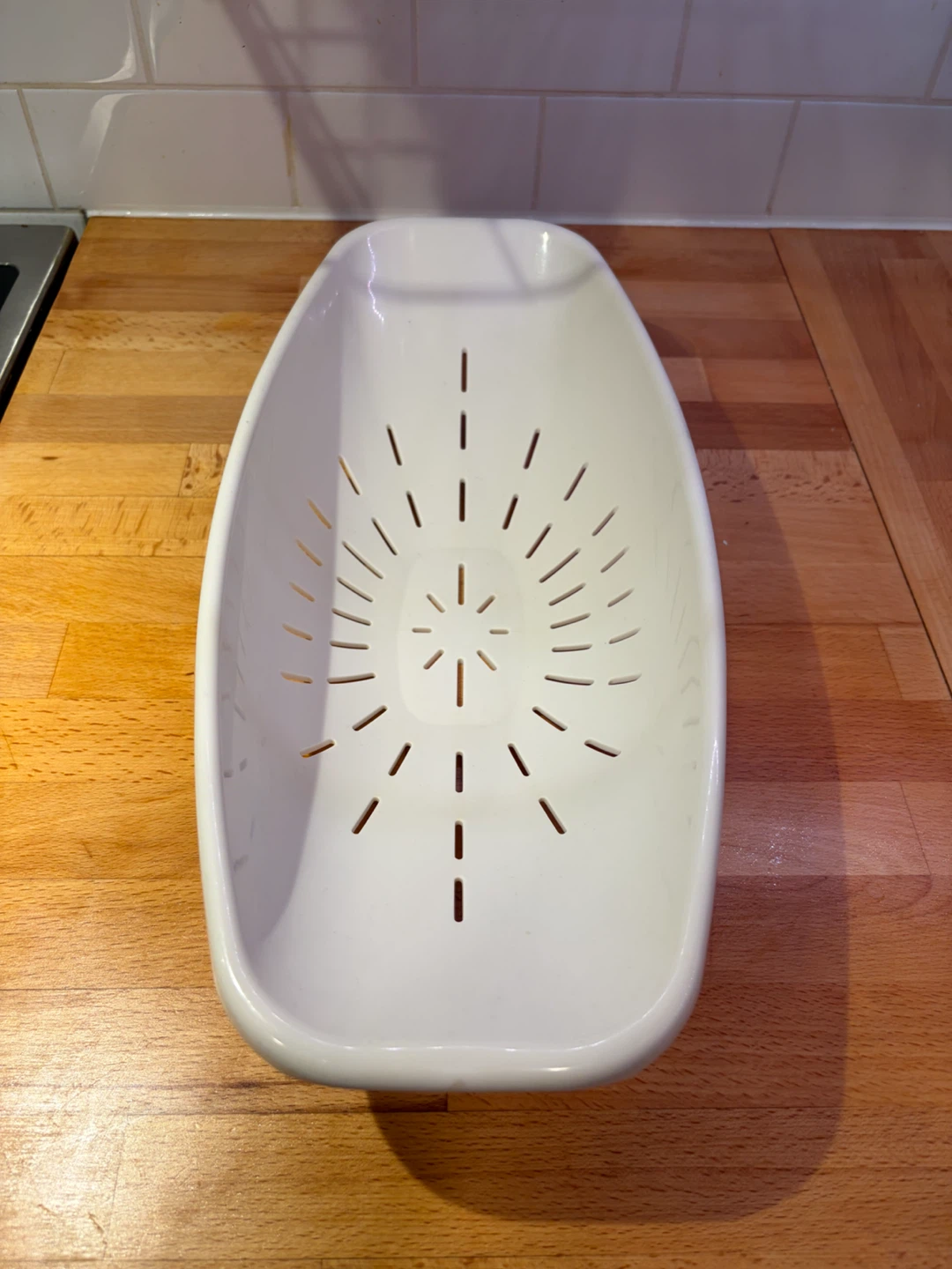 White Plastic Colander Strainer - photo 2
