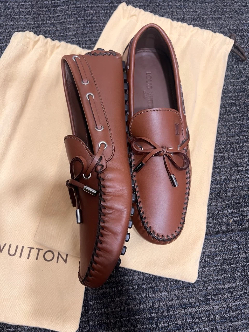 Louis Vuitton Driving Loafers - Brown Leather - photo 3