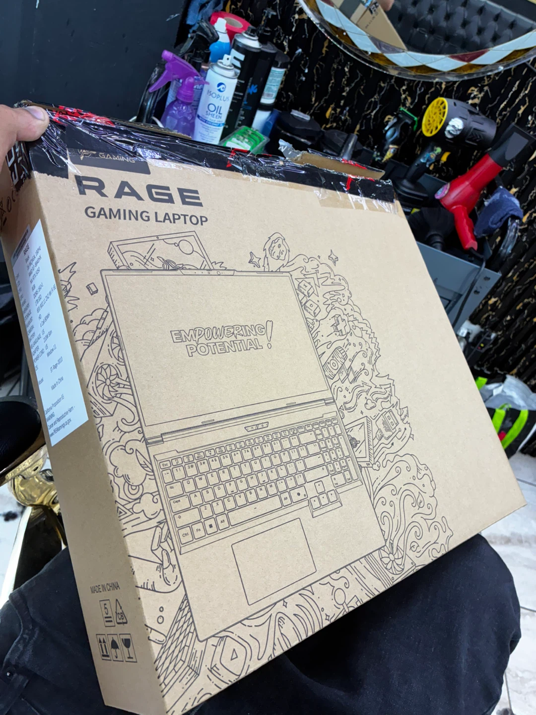SKYTECH Rage 5050 Gaming Laptop, R7-8840HX, 1TB/16GB