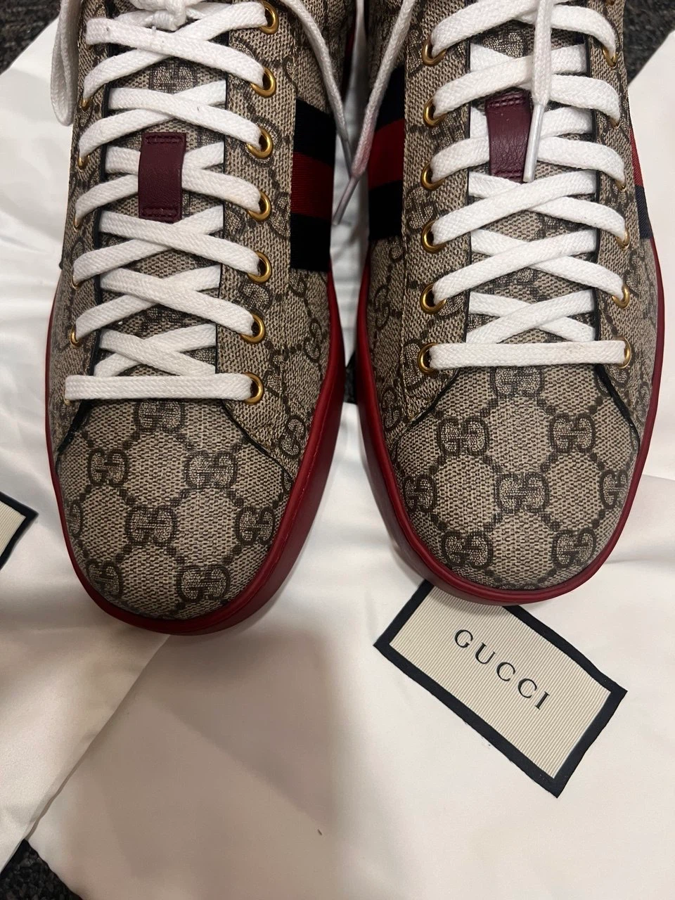 Gucci GG Supreme Canvas Sneakers - photo 2