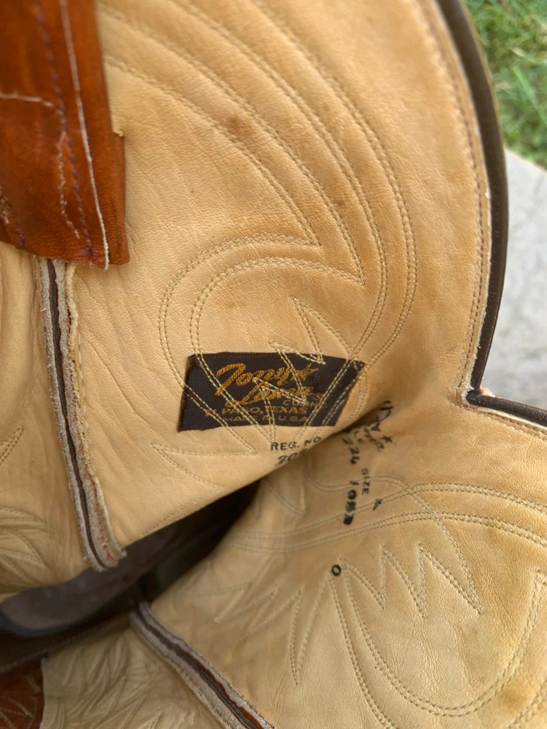 Tony Lama Cowboy Boots - Size 10D - photo 3
