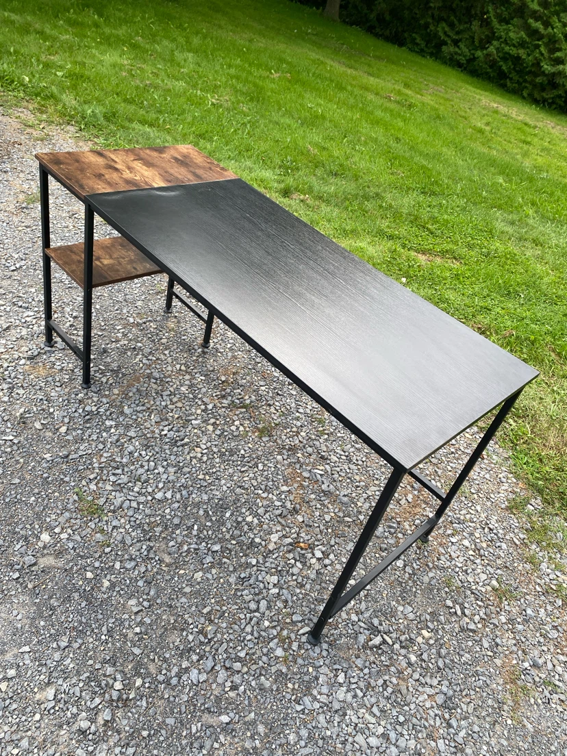 Modern Industrial Computer/ Work Desk (CAN DELIVER)