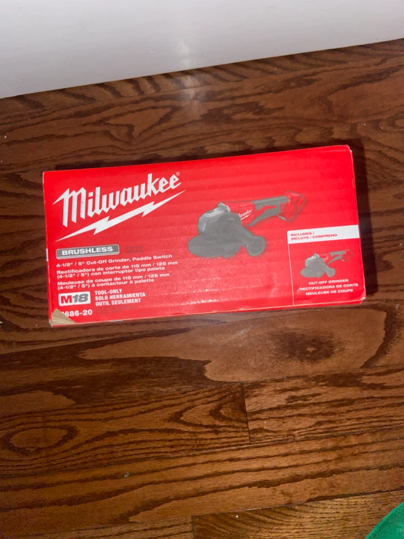 Milwaukee M18 18V Cordless Brushless Cut-Off Grinder - photo 2
