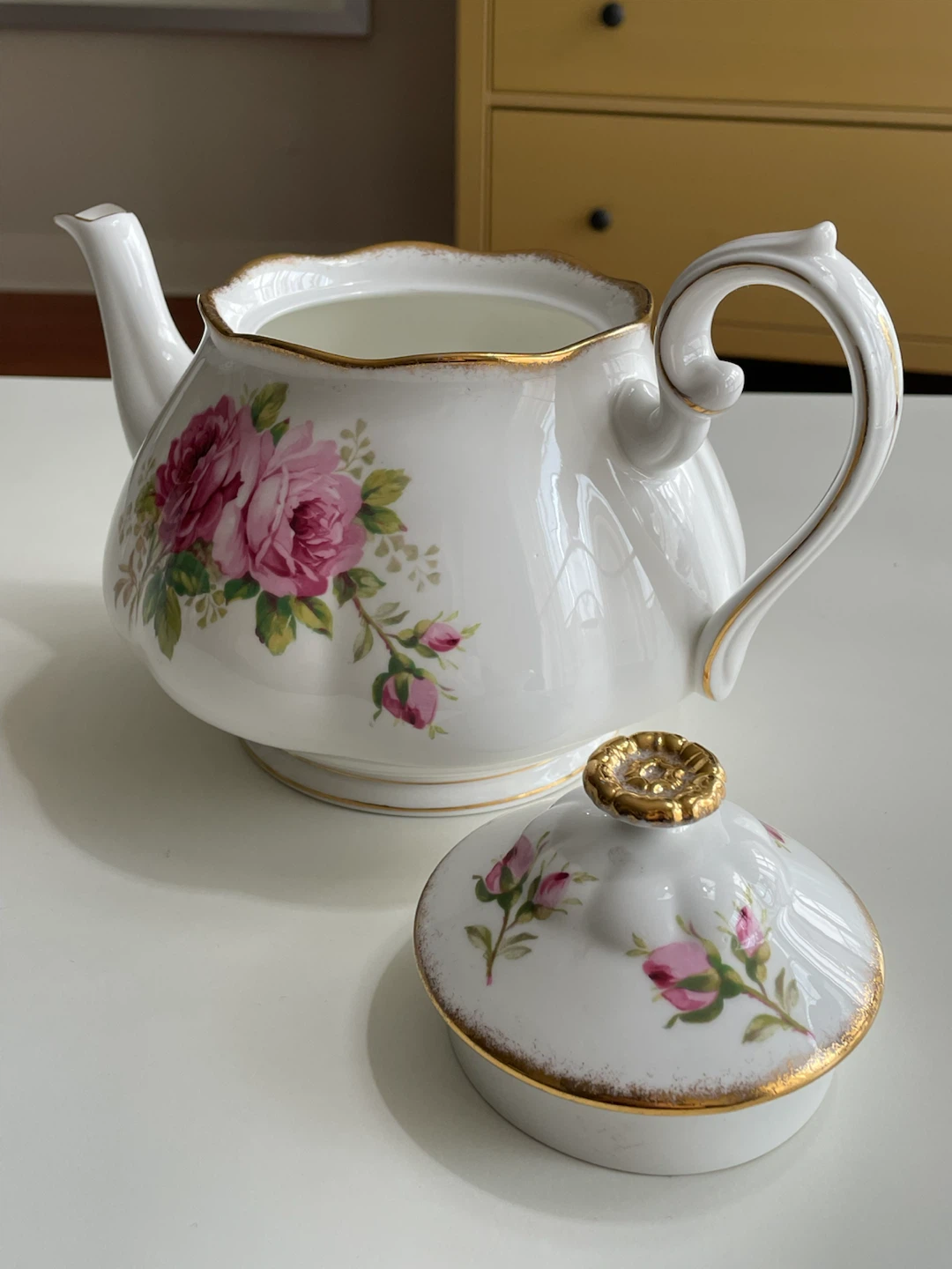 Royal Albert American Beauty Teapot