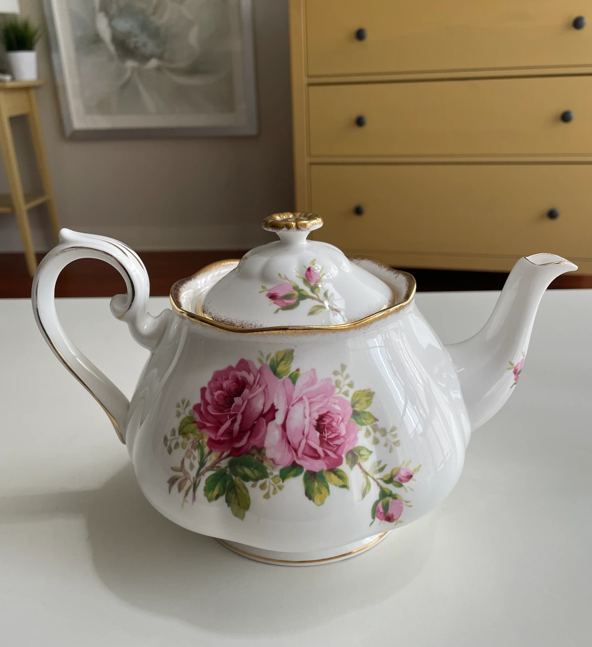 Royal Albert American Beauty Teapot - photo 2