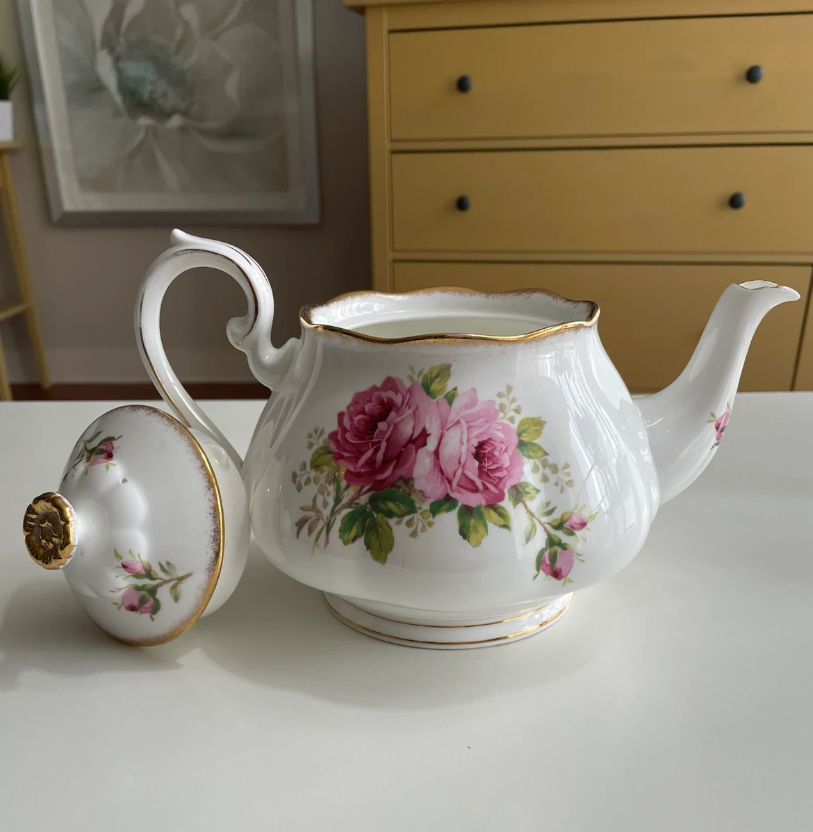 Royal Albert American Beauty Teapot - photo 3