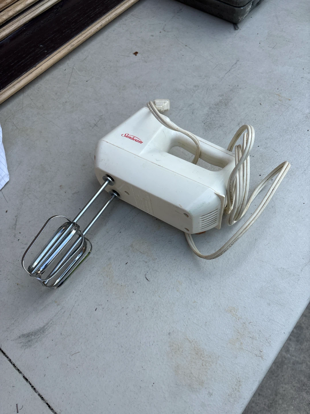 Sunbeam Hand Mixer