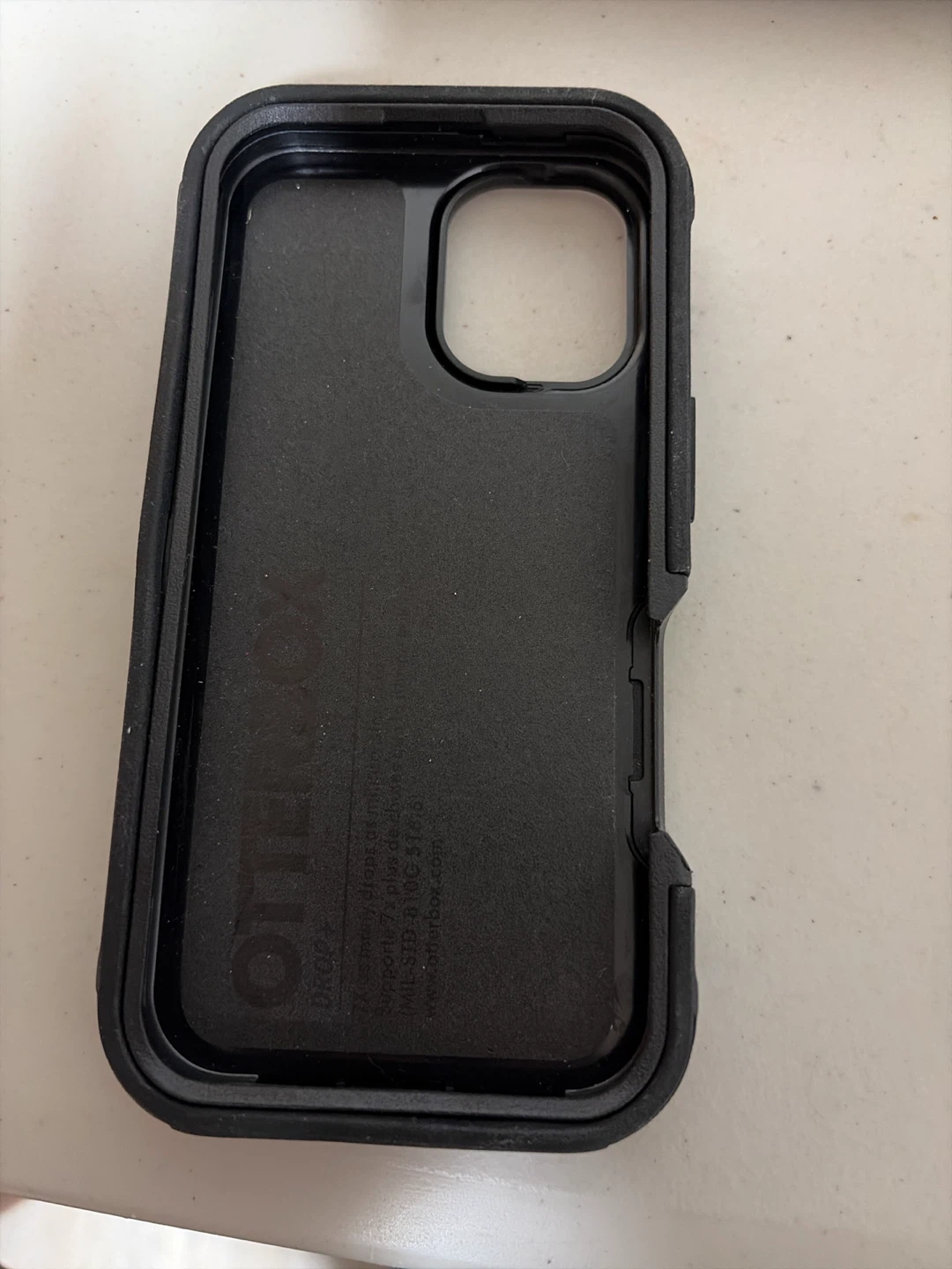 Otterbox iPhone 16 case and another - photo 2