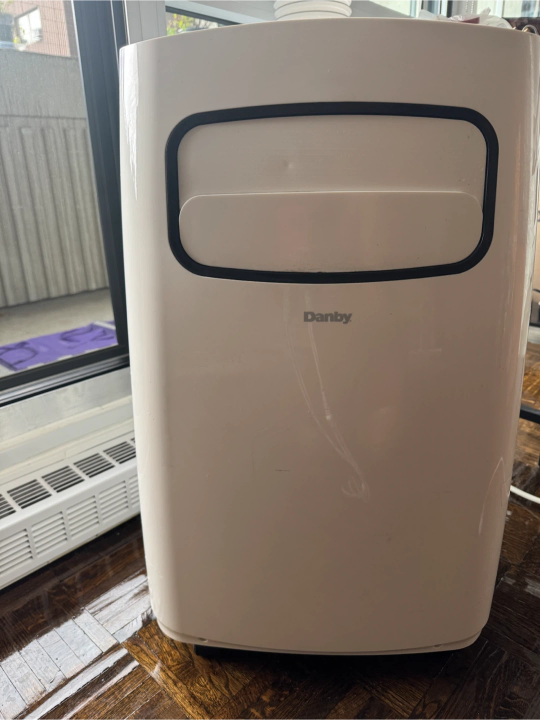 Danby portable AC 12000 btu - photo 2