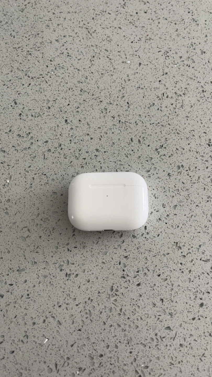 Apple AirPods Pro (2nd Gen) usb c