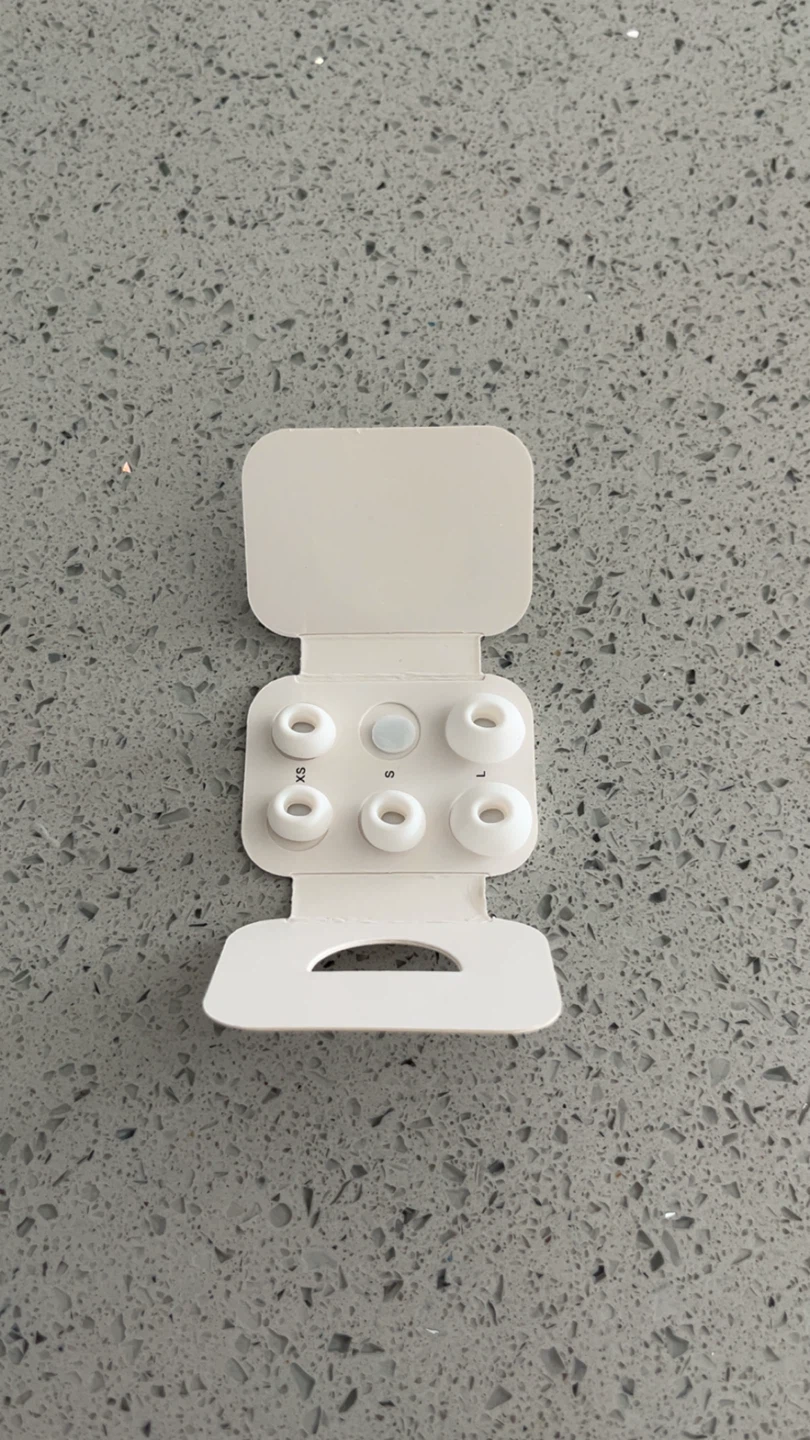 Apple AirPods Pro (2nd Gen) usb c - photo 5