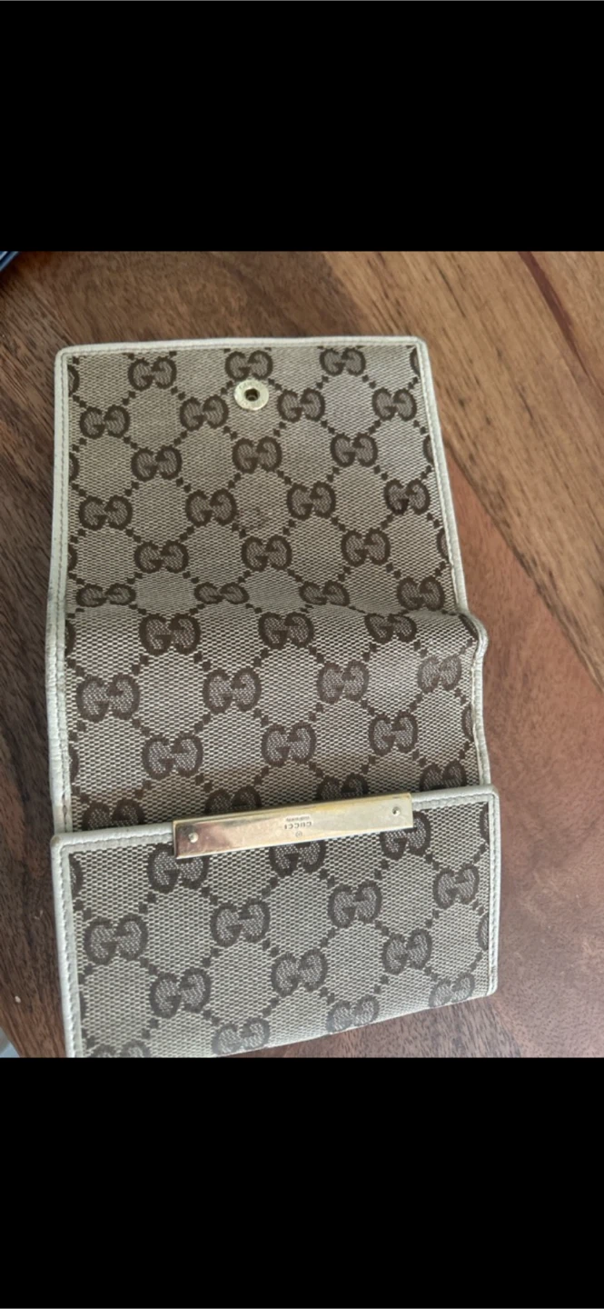 vintage Gucci GG monogram canvas wallet with white leather
