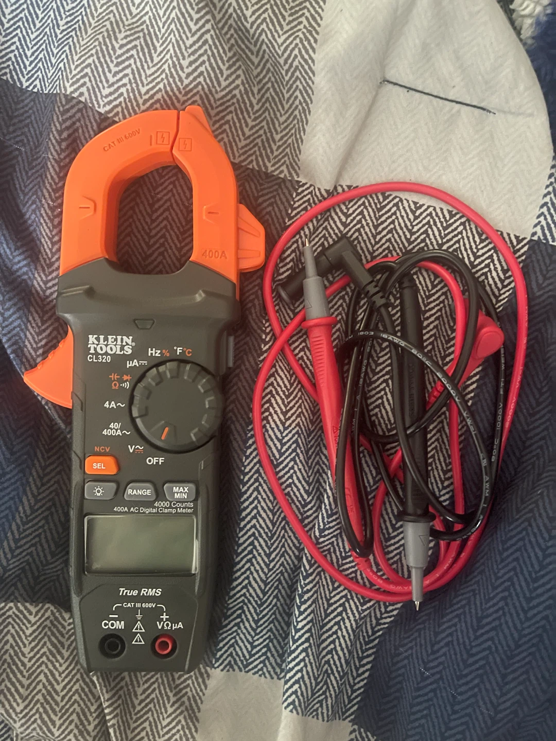 Klein Tools CL320 400A AC Digital Clamp Meter - photo 5