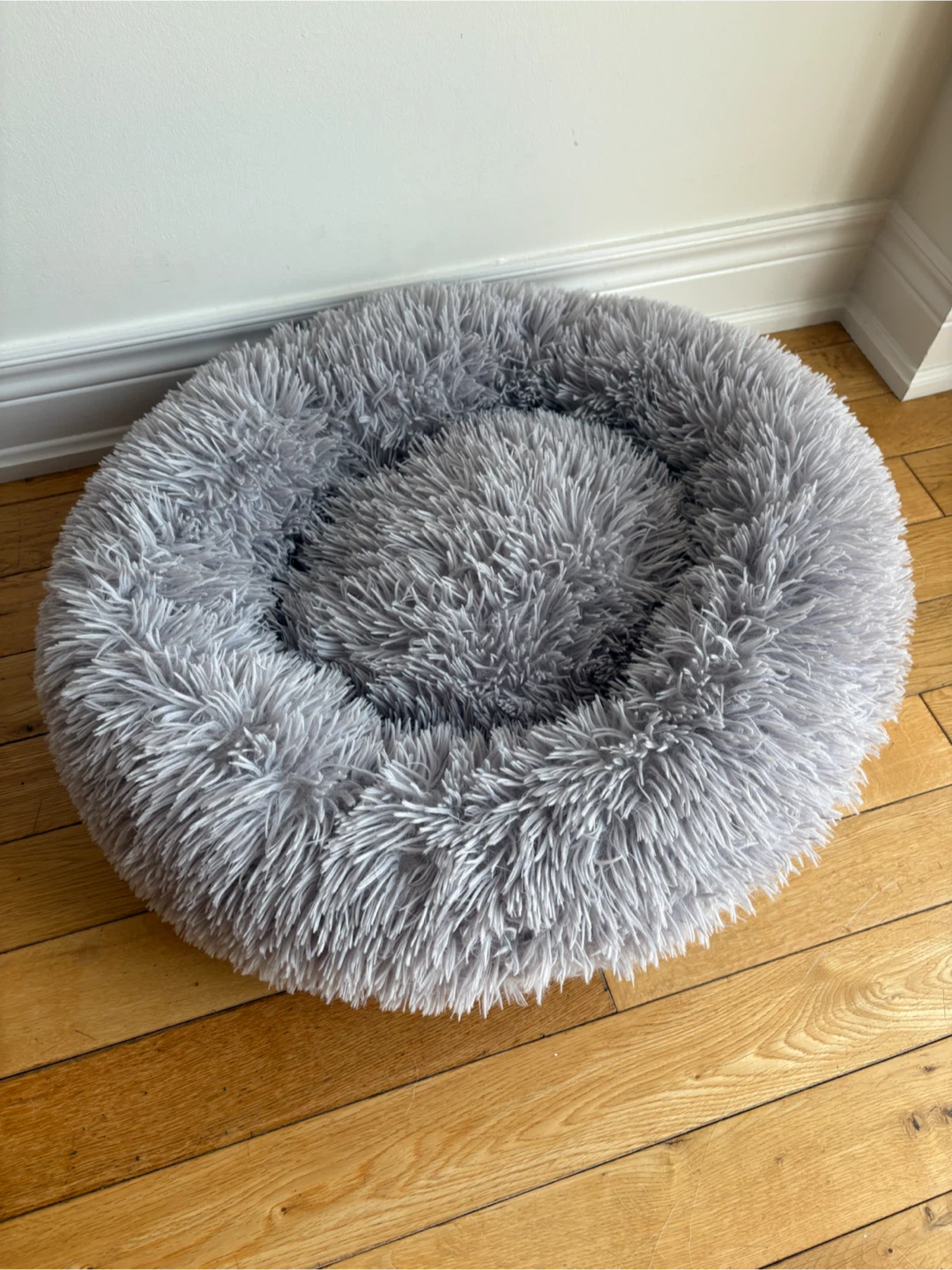 Nepfaivy Calming Dog and Cat Bed - Light Gray