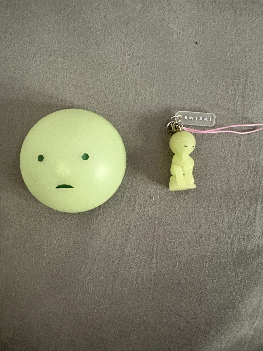 SMISKI series 3 secret Keychain
