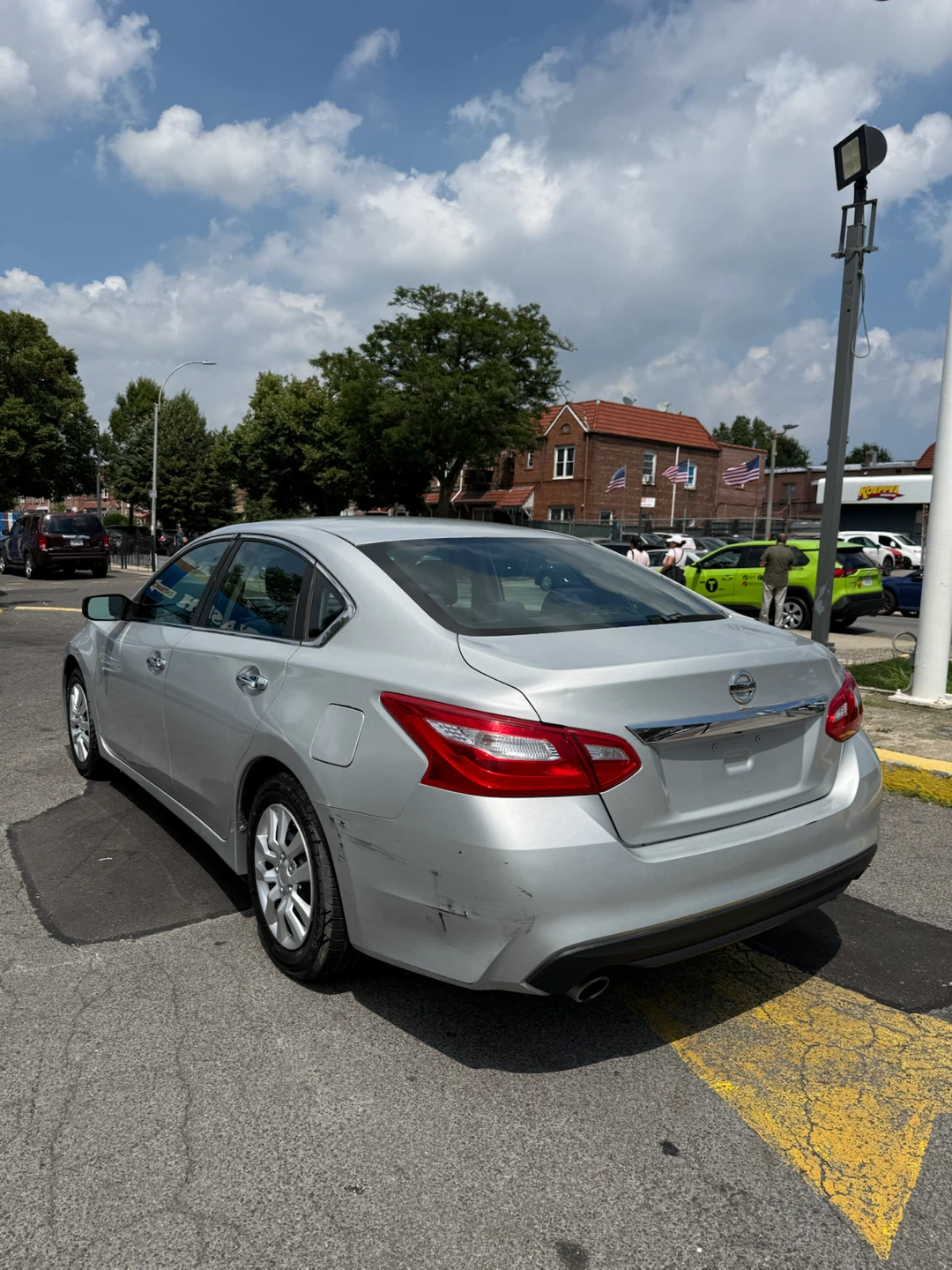 2016 Nissan Altima Sedan SV AWD - photo 5