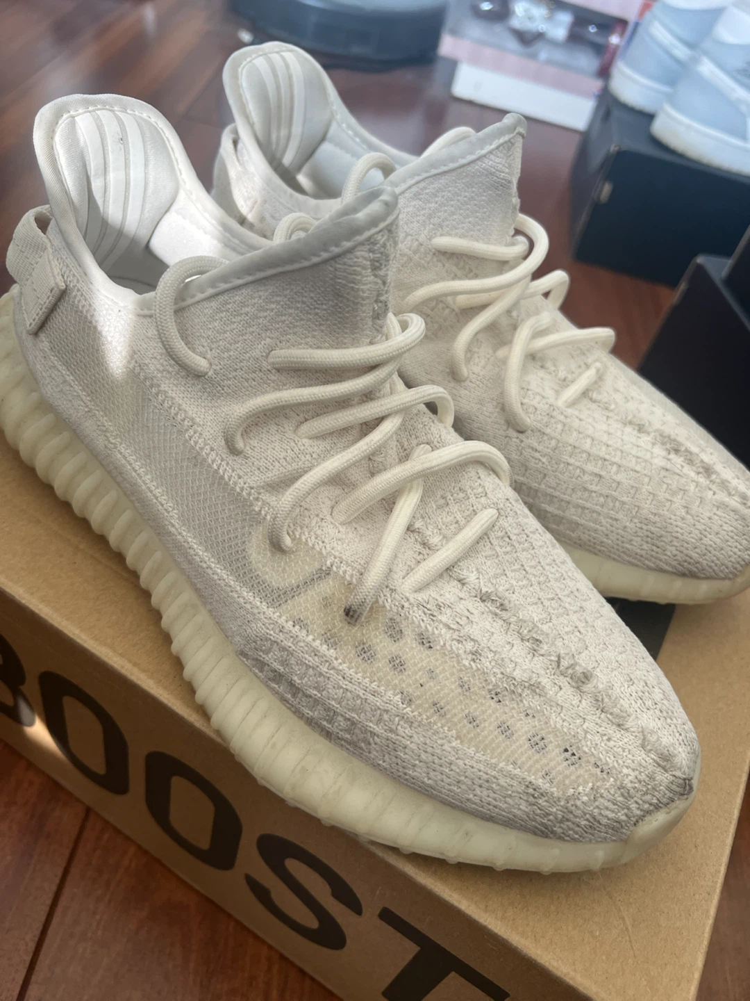 Adidas Yeezy Boost 350 V2 Sneakers