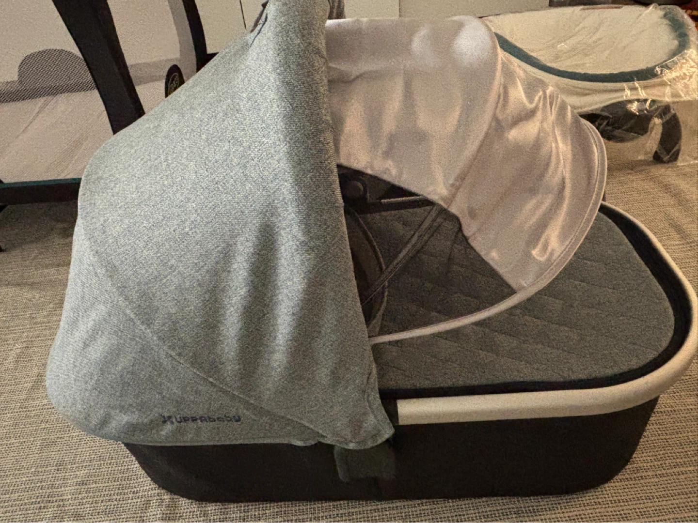UPPAbaby 2018 in Henry, Infant Car Seat and Bassinet! - photo 4